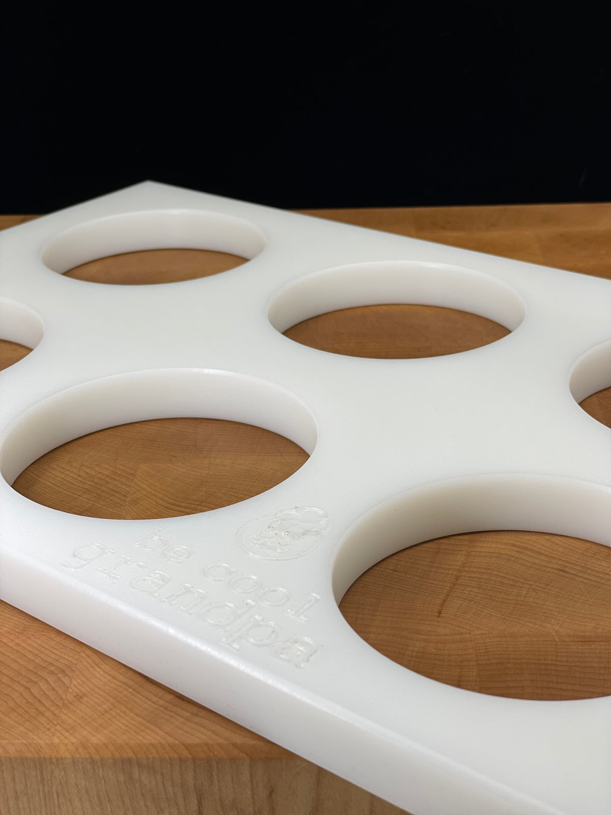 Be Cool 3/4" Burger Board - Six Hole