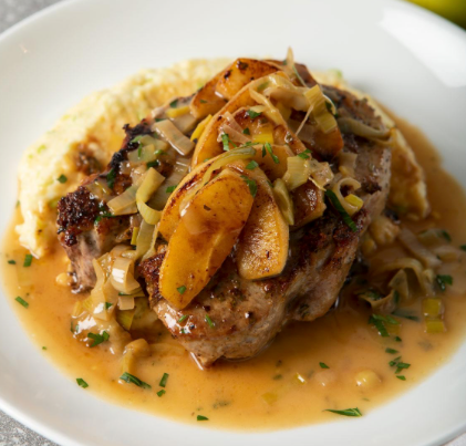 applesauce pork chops with polenta